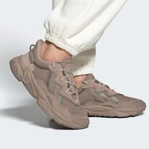 Ozweego Casual Sneakers